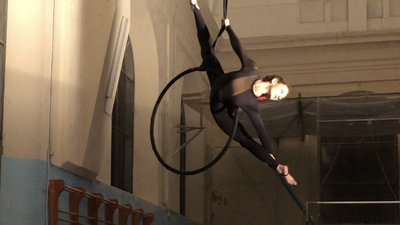 Shows / Artist Aerial Hoop Tango in Pavia Lombardy